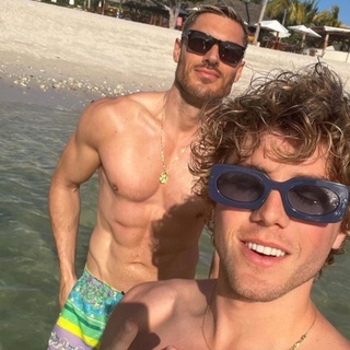 Actor Lukas Gage shared that he's in a relationship with another man, the Daily Mail reports. "Actor Lukas Gage and celeb hair stylist Chris Appleton are dating, as the pair were seen in a series of Instagram shots from a recent vacation they took to Punta de Mita, Mexico at the The St. Regis Punta Mita Resort." That the couple are officially dating was confirmed by the website Just Jared. "The 27-year-old 'You' and 'The White Lotu's actor and 39-year-old celebrity hairstylist for the likes of Kim Kardashian and Jennifer Lopez hopped on Instagram on Monday (February 20) to post pictures of themselves vacationing together and making it Instagram official,"writes Just Jared. "Both Lukas and Chris shared pictures themselves riding a four-wheeler while vacationing in Mexico. Lukas posted a couple more selfies they took while driving around wearing protective goggles and bandanas. He tagged The St. Regis Punta Mita hotel and captioned the post 'la mejor,' which translates to 'the best' in Spanish. Appleton has worked with notable names such as Jennifer Lopez, Kim Kardashian and Ariana Grande, with his work appearing in publications such as Vogue, Harper's Bazaar and Vanity Fair.⁠
⁠
Tap link in bio for more on @EDGEmedianetwork ⁠
????⁠
?: @lukasgage + @chrisappleton1