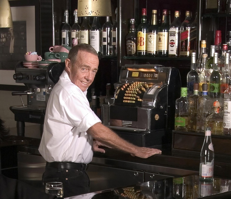 Joe Allen, whose Times Square-adjacent bistro which bears his name has been a decadeslong draw for theater folk and where a post-show drink is part of the Broadway experience, has died. He was 87. Allen died Sunday in Hampton, New Hampshire, according to Jason Woodruff, a former staffer for the Allen family of restaurants who spoke to the family. The Joe Allen restaurant had red brick walls, sturdy wood tables and chairs, a large bar and was adorned with posters from Broadway's most notorious flops. Regulars included Stephen Sondheim, Chita Rivera, John Guare and Elaine Stritch. Visitors might also see Elisabeth Moss there, sipping a vodka ginger ale. "Strong, steady, comforting and reliable," said Rivera on Twitter. "He certainly will be missed but we will carry him with us forever." Playwright Paul Rudnick noted that Allen "created a home for the theater community, where everyone hangs out, gossips and commiserates. He'll be missed, but his legacy lives on, including the wall of posters from flop shows." Allen opened Joe Allen on 326 W. 46th St., in 1965, at a time when opening a restaurant west of Eighth Avenue in Manhattan was a risky proposition, long before it became know as Restaurant Row. Allen himself was not overly gregarious like many restauranteurs, but coolly efficient and warm to friends. Many of the servers at Joe Allen were actors earning paychecks when not onstage. Tap link in bio to continue on @EDGEmedianetwork #RIP ?️‍???⁠
⁠
?: AP / Jim Cooper