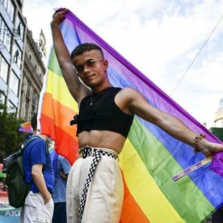 Rising anger over the policies of Hungary's right-wing government filled the streets of the country's capital on Saturday as thousands of LGBT supporters marched in the annual Budapest Pride parade. March organizers expected record crowds at the event, and called on participants to express their opposition to recent steps by populist Prime Minister Viktor Orban's government that critics say stigmatize sexual minorities in the Central European country. Budapest Pride spokesperson Jojo Majercsik said this year's march is not just a celebration and remembrance of the historical struggles of the LGBT movement but a protest against Orban's current policies targeting gay, lesbian, bisexual, transgender and queer people. "A lot of LGBTQ people are afraid and don't feel like they have a place or a future in this country anymore," Majercsik told The Associated Press. The march came after a controversial law passed by Hungary's parliament in June prohibited the display of content to minors that depicts homosexuality or gender change. The measures were attached to a bill allowing tougher penalties for pedophiles.  Hungary's government says its policies seek to protect children. But critics of the legislation compare it to Russia's gay propaganda law of 2013, and say it conflates homosexuality with pedophilia as part of a campaign ploy to mobilize conservative voters ahead of elections next spring. The legislation was met with fierce opposition by many politicians in the European Union, of which Hungary is a member.  Tap link in bio to continue on @EDGEmedianetwork ?️‍??? (?: AP / Anna Szilagy)