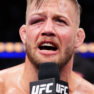 American UFC fighter @chuckbuffalomma has apologized for using an anti-gay slur after being booed by the crowd at the an event Saturday night in Sidney, Australia, reports @the.independent. But Radtke wasn't the only UFC competitor to make a homophobic statement at the event. "@manelkape came under fire for his language after he beat Felipe dos Santos on points, with the victorious flyweight having used his in-ring interview to aim a remark at Kai Kara-France, whom he was originally scheduled to face," adds @the.independent.⁠
⚠️Trigger warning: This story contains an anti-gay slur that might be distressing to some readers.⚠️⁠
?️Save and share this post.⁠
 ?️Tap our link in bio for more on @EDGEmedianetwork.?️⁠
????⁠
?: @chuckbuffalomma @manelkape