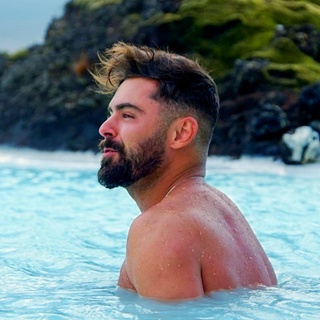 Zac Efron's new #travel series "Down to Earth" hit #Netflix Friday and though the show is meant to be educational and perhaps spiritual, some Twitter users cannot get past how hot the actor is. Tap link in bio to read more on @EDGEmedianetwork ?? (?: Netflix)⁠
