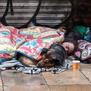 A new study reveals that sexual minority adults experience homelessness nearly three times that of the general population. This is their story. Tap link in bio to continue on @EDGEmedianetwork ?️‍?? ⁠
⁠
?️: @merryn_johns⁠
?: Getty