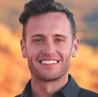 Branden James has enjoyed success as a gay classical crossover musician in the duo Branden & James (with his husband James Clark). But his triumphs were not without trauma, something he goes into detail about in his new memoir. Tap link in bio to continue on @EDGEmedianetwork ?️‍???⁠
⁠
?: Branden James, @brandenjmusic⁠
?️: @guidedbygreg