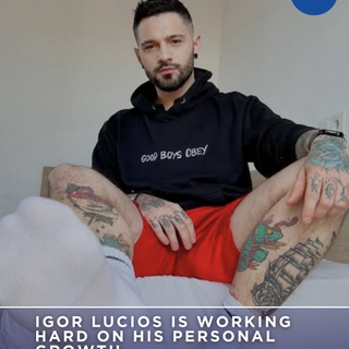 @igorluciosss isn’t just a visual—he’s a whole thesis. ⁠
⁠
One part language lover, one part lens expert, and all parts slow-burn magnetism. ⁠
⁠
You don’t scroll past this. ⁠
⁠
You study it. ⁠
⁠
? Save and share this post. ⁠
? Tap our link in bio to read more ⁠
? @EDGEmedianetwork ⁠
?: @igorluciosss