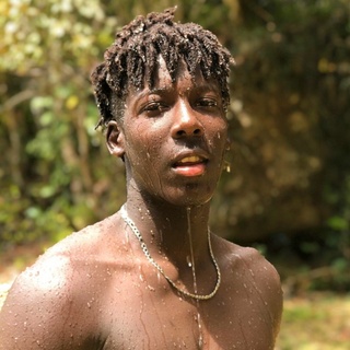 @Reds rookie @la_cocoa_____18 has been a breakout star on the field, and now he's tackling acting. De La Cruz appears alongside soccer star @alexmorgan13 and @NFL standout @obj in a new advertisement for the upcoming movie "Mission: Impossible – Dead Reckoning Part One," starring @tomcruise. The three athletes show off their speed in homage to Cruise's signature sprint in the long-running action franchise.⁠
⁠
Save this post and tap our link in bio for more on @EDGEmedianetwork.⁠
?️?️?⁠
?: @la_cocoa_____18 @obj @alexmorgan13 @tomcruise