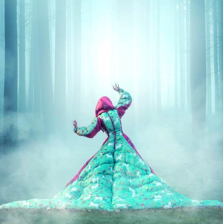 This week, the contestants were tossed into the fire to present not one, not two, but three runway looks for RuPaul's Bag Ball Eleganza. Look One: Mixed Bag, a "punny look of your choice"; Look Two: Money Bags, a "boss-bitch look that says, 'I own everything' "; and From Scratch, a "high-fashion show-stopping look made entirely out of bags." Mama Ru missed the mark to school the less experienced queens — as well as viewers — on ball culture and its impact on Black and Brown queer communities. Leave it to Tamisha Iman, this season's den mother, to give a quick lesson of how and why these environments have provided a safe and welcoming haven for the past 50 years. Instead, Ru leaned into the often-heard, inner-saboteur speech, which has become a common theme as he grooms the queens for success. But back to the runway. Here's a look at some of this week's looks... Tap link in bio to continue on @EDGEmedianetwork ?️‍???⁠
⁠
?️: Matthew Wexler / @wexlerwrites⁠
?: Utica / Instagram / @queenutica @trevorbeatyphoto 