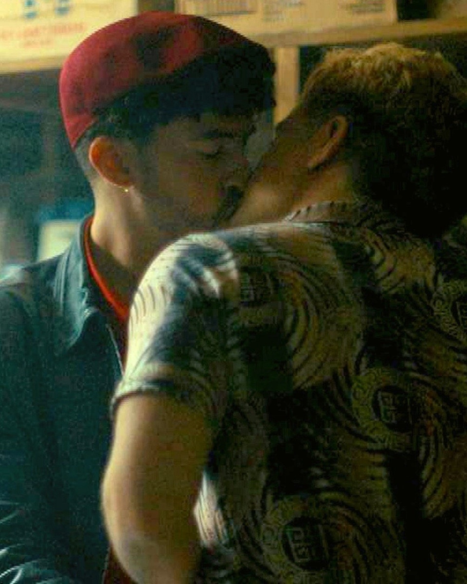 In the film "Cassandro," currently in limited release and scheduled for streaming on @amazonprime, there is one moment that is getting considerable media attention. That is because one of music's biggest superstars Bad Bunny locks lips with the film's star, @gaelgarciab, who plays Saúl Armendáriz, the real-life gay lucha libre wrestler whose story is told in Marie Losier's film. Bad Bunny plays Felipe, who, according to Entertainment Weekly, is "a drug dealer who's introduced to the wrestler by his new promoter. All the while, Felipe has played it coy with the attention, giving small hints that he might be interested but doesn't pursue in any way his own curiosities. But when Saúl finally decides to make his move (thanks, in part, to the persuasion of some substances), Felipe reciprocates...until he quickly stops Saúl and gently pushes him away."⁠
⁠
?️Save and share this post.⁠
?️Tap our link in bio for more on @EDGEmedianetwork.?️⁠
?️‍??️‍⚧️?️?️?⁠
?: @gaelgarciab