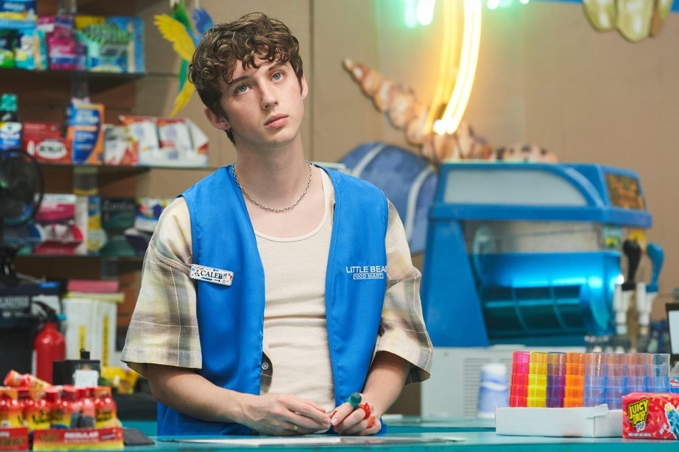 This week saw the Paramount+ release of the coming-of-age film "Three Months" starring out pop superstar Troye Sivan. In the film he plays "a Florida teen named Caleb who ponders life in 2011 — and the possibilities of love — after he hooks up with someone who has HIV," the New York Post said. "Caleb must then endure a grueling three-month wait to find out whether he himself has tested positive." "I can relate to a lot of Caleb," said Sivan, who, like his character, is both gay and Jewish. "There's a lot of experience that I think he goes through that I can really, really sympathize and empathize with." Despite its anxiety-ridden subject matter, Variety had this to say about the film: "Writer-director Jared Frieder's feature debut feels like the LGBT equivalent of 'Juno': snappy and refreshingly nonjudgmental in dealing with the consequences of a risky one-night stand." But, Sivan told IndieWire that the film nearly didn't get made. "It seemed like a massive gear shift to be trying to think about an acting project while I was so in the thick of the 'Bloom' tour," said Sivan. "When I finally did get to it, I had no idea whether the film had already been made, or where it was. I read it and hoped to god they hadn't made it yet and they hadn't. So within, I think it was three days, I had a meeting with the producers, and then I met with Jared, and we started filming maybe six weeks later."⁠
⁠
Tap link in bio to continue on @EDGEmedianetwork⁠
????⁠
?: Troye Sivan @troyesivan