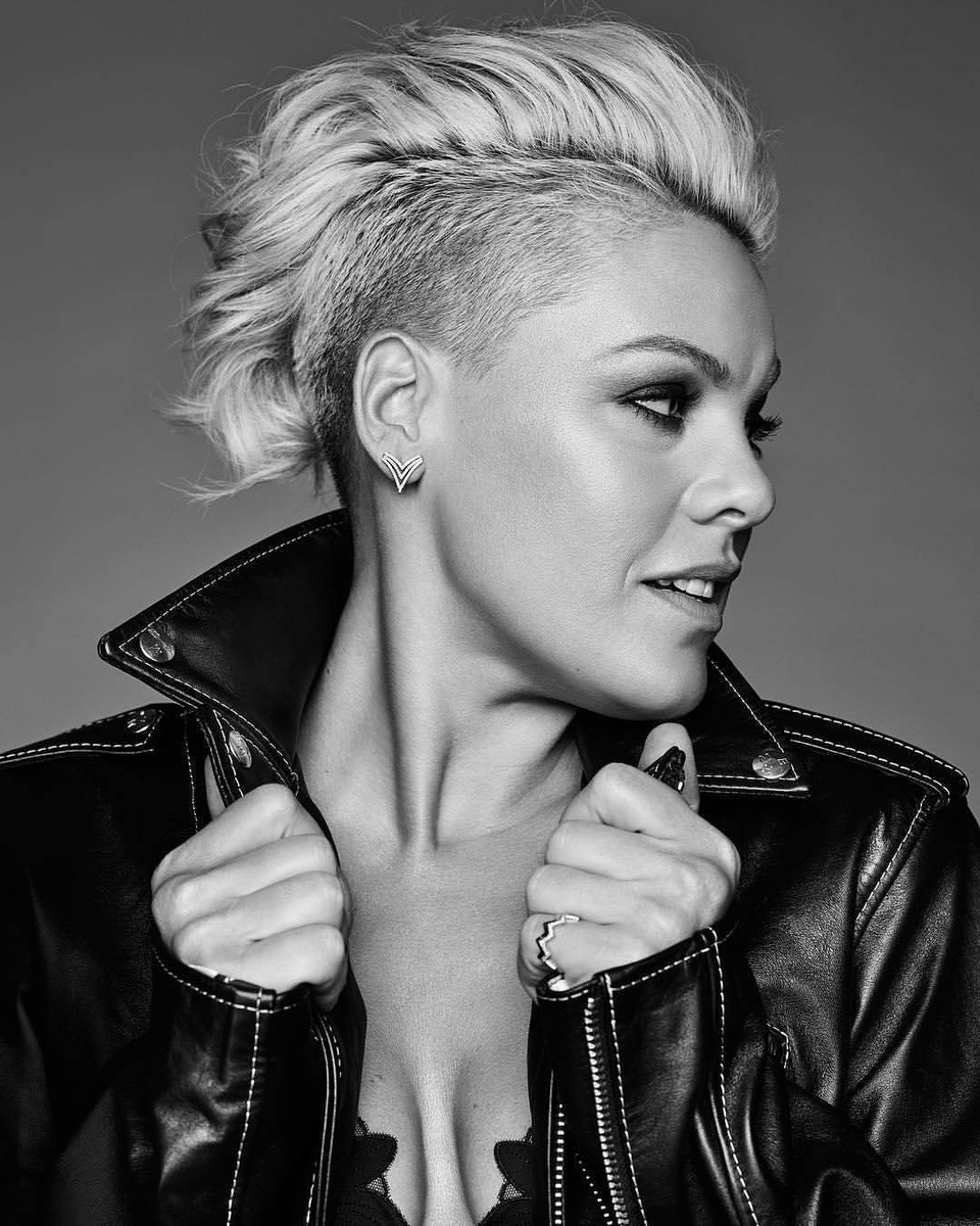 P!nk is grappling with the fact that her 9-year-old daughter, Willow, with husband Carey Hart, is on the cusp of the tween years. "It's still the salad days, she's still my baby," said P!nk in an interview over Zoom. "But she's starting to ask me questions about deodorant and bras." As if on cue, a siren blares in the background. "And there's my ambulance," she deadpans. Willow Sage and son, Jameson Moon, are a huge creative inspiration for the singer, whose real name is Alecia Moore. Earlier this year she released a single called " Cover Me In Sunshine " featuring Willow's vocals, which P!nk says happened organically. "She was in the room when I was recording. She liked the song and was humming, and she has such a cute, pretty little voice. I was like, 'You want to sing on it?' She's like, 'Sure.'" In the new documentary "P!nk: All I Know So Far," debuting May 21 on Prime Video, viewers go back to 2019 for P!nk's "Beautiful Trauma" world tour with Hart, Willow and Jameson in tow. The kids join her for rehearsals, she wrangles them for bedtime and feels guilty when Willow vents that Jameson, a toddler at the time, gets all the attention. Tap link in bio to continue on @EDGEmedianetwork ?❤️? (?: P!nk / Amazon)
