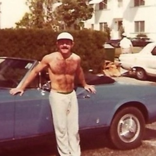 If you're a true fan of the dearly departed Leslie Jordan, then you know Jordan wasn't always the petite, plump and sassy character he so comically played on "Will & Grace." Once upon a time, Jordan was built and beefy. As reported by Daily Mail, photos showing Jordan svelte and shirtless in the '80s have been making their rounds on social media, leaving many surprised to see the actor at such a young age. Others simply can't get over how "hot" he was when he was a young stud. "I just called 1980 and told it I wanted my six-pack back — except in those days I was drinking and I'm afraid they'll think I want beer," is how Jordan captioned the photos of him in his 20s when he shared them to his Instagram page in September. He followed up with another photo of him taken in 1977, grinning ear to ear with abs on full display. "They used to call me Sweet n' Low on the streets back then,' he wrote. "Me, wasted at 22 years old in 1977 — I am not proud of it." But social media fans were proud of his physique. In the photos, he bares a striking resemblance to Robin Williams, and Jordan loved the comparison. "I love that some folks think I look like my hero, Robin Williams and even Paul Rudd," he said. And social media commentators agree. 'Young Leslie Jordan was a hunk,' wrote one social media user, while another added, 'Young Leslie Jordan! Oh he was hot.' 'Why have I never seen these pictures of young Leslie Jordan before? He was an adorable older gentleman and an absolute hunk when he was younger,' said another commentator.⁠
⁠
Tap link in bio for more on @EDGEmedianetwork ⁠
????