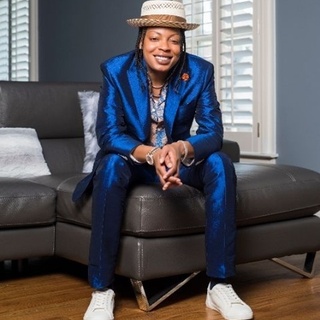 In Atlanta, there's no shortage of towering Black religious leaders who profess a calling to ministry, but not every influencer in one of the South's most progressive and LGBTQ-friendly cities occupies a pulpit—some are in nightclubs, restaurants, and hair salons—they're Black Atlanta LGBTQ entrepreneurs and they're doing ministry differently. Mychel "Snoop" Dillard is one of those entrepreneurs. The self-proclaimed serial entrepreneur owns eight Atlanta businesses, including three salon suites and five restaurants, two of which, Escobar Restaurant and Tapas and Esco Seafood, she famously opened in partnership with Grammy-Award winning rapper 2 Chainz. A Detroit native and graduate of Vanderbilt University, the Nashville transplant says her success was not overnight and was almost completely derailed early in her career after opening The G-Spot, a Nashville club that opened and closed within three months, squandering Dillard's nearly $40,000 investment. "When I moved to Atlanta, I said that I would never get back into the nightlife industry, that I would never open up another spot again. But I think it's a calling," said Dillard. "Before meeting 2 Chainz, I'd been partners with several different people and it really didn't work out. It was always me getting the short end of the stick," said Dillard. "The relationship has been very successful because we both kinda stay in our own lane. My lane is operating the businesses, coming up with the menus, ideas, etc. My experience is in the hospitality industry; his is in music." For Dillard, who identifies as a gay woman and is masculine-presenting, Atlanta offered an opportunity beyond business—an environment where she could thrive in both her personal and professional life. Tap link in bio to continue on @EDGEmedianetwork ?️‍?⁠
⁠
?: Mychel 'Snoop' Dillard⁠
?️: Darian Aaron