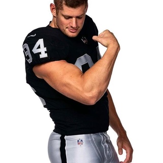 Out NFL player Carl Nassib helped lead the Las Vegas Raiders to victory against the Baltimore Ravens on Sept. 13 — a triumph beyond just the victory, since Nassib became the first out player to be in a regular-season game, USA Today Sports noted. Though Nassib has played 74 games and is now starting his sixth season with the NFL, the Monday Night Football match-up "was Nassib's first regular-season game since becoming the NFL's first active, openly gay player," USA Today Sports said, adding, "and he had a starring role." Nassib's June 21 coming out took the form of an Instagram video in which the player made his disclosure in an almost offhand manner. "I just want to take a quick moment to say that I'm gay," Nassib, who had already joined the Raiders at that point, said. "I just think that representation and visibility are so important." "I actually hope that, like, one day videos like this and the whole coming-out process are just not necessary," he added. NBC Sports called it "a sign of progress that when he spoke with reporters afterward," Nassib's being openly gay "wasn't the first thing he was asked about." Tap link in bio to continue on @EDGEmedianetwork ?️‍??? (?️: Kilian Melloy / @dragelruairi / ?: Carl Nassib / Instagram / @carlnassib)