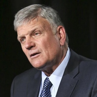 Fervent Trump supporter and White House fixture Franklin Graham was heard on the airwaves the day before the election claiming that if Joe Biden wins the Presidential election, anti-LGBTQ Christians could find themselves locked up.  Tap link in bio to continue on @EDGEmedianetwork ?⁠
⁠
?️: @dragelruairi ⁠
?: Franklin Graham / Associated Press