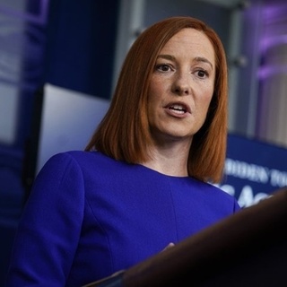 White House Press Secretary Jen Psaki boiled down what "message" the Biden administration was sending with the president's signing of an executive order regarding school athletics: "Trans rights are human rights." U.K. newspaper The Independent reported on Psaki's comments, which were part of an exchange between herself and Fox News reporter Rachel Sutherland, who asked Psaki, "what message would the White House have to trans girls and cis girls who may end up competing against each other?" When Psaki asked Sutherland to clarify her questions, the Fox News reporter asked, "Is there any kind of messaging or clarification that the White House wants to give on the executive order?" "I would just say that the president's belief is that trans rights are human rights, and that's why he signed that executive order," Psaki replied. "In terms of the determinations by universities and colleges I would certainly defer to them.' The Independent noted that the executive order, which President Biden signed last month, is titled "Executive Order on Preventing and Combating Discrimination on the Basis of Gender Identity or Sexual Orientation," and noted that it would "extend a broader application of the Supreme Court's 2020 Bostock v. Clayton County ruling which mandated that LGBTQ people are protected from sex discrimination in the workplace." Tap link in bio to continue on @EDGEmedianetwork ???️‍?⁠
⁠
?️: Kilian Melloy / @dragelruairi ⁠
?: Jen Psaki / AP / Evan Vucci