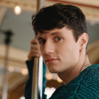 James Scully is someone who hasn't really had a breakout lead role yet, but he's still garnered a significant fanbase due to his good looks, fun demeanor, and willingness to stand up for causes he believes in on social media. Police brutality, transgender equality, and other human rights are all subjects he's passionate about on Instagram. Scully has appeared in the gay romcom "Fire Island," Netflix's serial killer drama "You" and the DC superhero series "Titans." We want to help you get even more familiar with this fresh faced actor by walking you through his sexiest and most interesting social media posts.⁠
⁠
Tap link in bio for more on @EDGEmedianetwork ⁠
????⁠
?: @scullynjames
