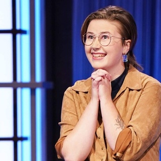 Out Canadian Mattea Roach continues her winning streak on "Jeopardy," and is again bringing queer representation to the forefront on the popular quiz show. Earlier this year trans contestant Amy Schneider had a streak of 40 wins, second only to the show's current host, Ken Jennings, who won 74 straight wins in 2004. But for Roach, sexuality is not all that germane to her winning streak, though she has been open about it. "She hasn't made a big thing out of her sexuality, but nor is it a secret," writes the website Coast Reporter. "Her Twitter bio, which reads "lesbian, Nova Scotian, 19x Jeopardy champ," was deliberately crafted to satisfy viewers' curiosity because she figured people might wonder." With her wins, Roach is the sixth-longest running contestant in "Jeopardy" history. "Her cumulative winnings now total over $460,000 as of her 19th game Friday, and she boasts a 92% accuracy rate in her responses, per 'Jeopardy!'," reports CNN. "Roach is also the latest LGBTQ 'Jeopardy!' super-champion after Amy Schneider's triumphant run on the show. Schneider, a trans woman, earned more than $1.3 million in a 40-game win streak earlier this year, one of the longest streaks in the show's history," CNN adds. "It's been such an honor and a pleasure to be part of what has been such an incredible a legacy of queer and trans champions," Roach said in an interview with GLAAD, the LGBTQ media advocacy organization. "And also just queer and trans contestants really, like, showing up on the show and bringing a lot of flavor, I think, has been really fun for me to watch as a viewer."⁠
⁠
Tap link in bio to continue on @EDGEmedianetwork⁠
?️‍????⁠
?: CBC