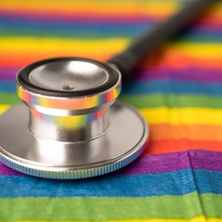 A male nurse in Canada committed "professional misconduct" in having "solicited unneeded intimate sexual history details" from gay patients, the British Columbia newspaper TriCity News reports. The conduct of Paul Perry at two clinics in Vancouver, Canada, came under scrutiny by the B.C. College of Nurses and Midwives. A panel determined that Perry had asked for "detailed and personal sexual histories from clients when not needed," as well as "information about past sexual, physical or psychological trauma." In probing patients' histories of abuse and trauma, the panel said Perry "may have further traumatized a client" and he "had not referred clients to appropriate supportive services in those cases" and was "found incompetent in providing psychological counseling to patients when not qualified to do so." The panel's ruling noted that Perry had been"employed in the health authorities' prevention program with the specific mandate to work with the vulnerable and high risk population of men-who-have-sex-with-men ('MSM') and said that the "level of detail": Perry sought from the patients "was not clinically indicated and was contrary to the goals and/or mandate of the MSM program". The panel specified that Perry had "recorded sexual histories in patient records using non-clinical descriptions" such as "fisting" and "bottoming," the article said, with the terms being described as "inappropriate nonclinical descriptors". Tap link in bio to continue on @EDGEmedianetwork ?️‍?? (?: Getty, ?️: Kilian Melloy / @dragelruairi )