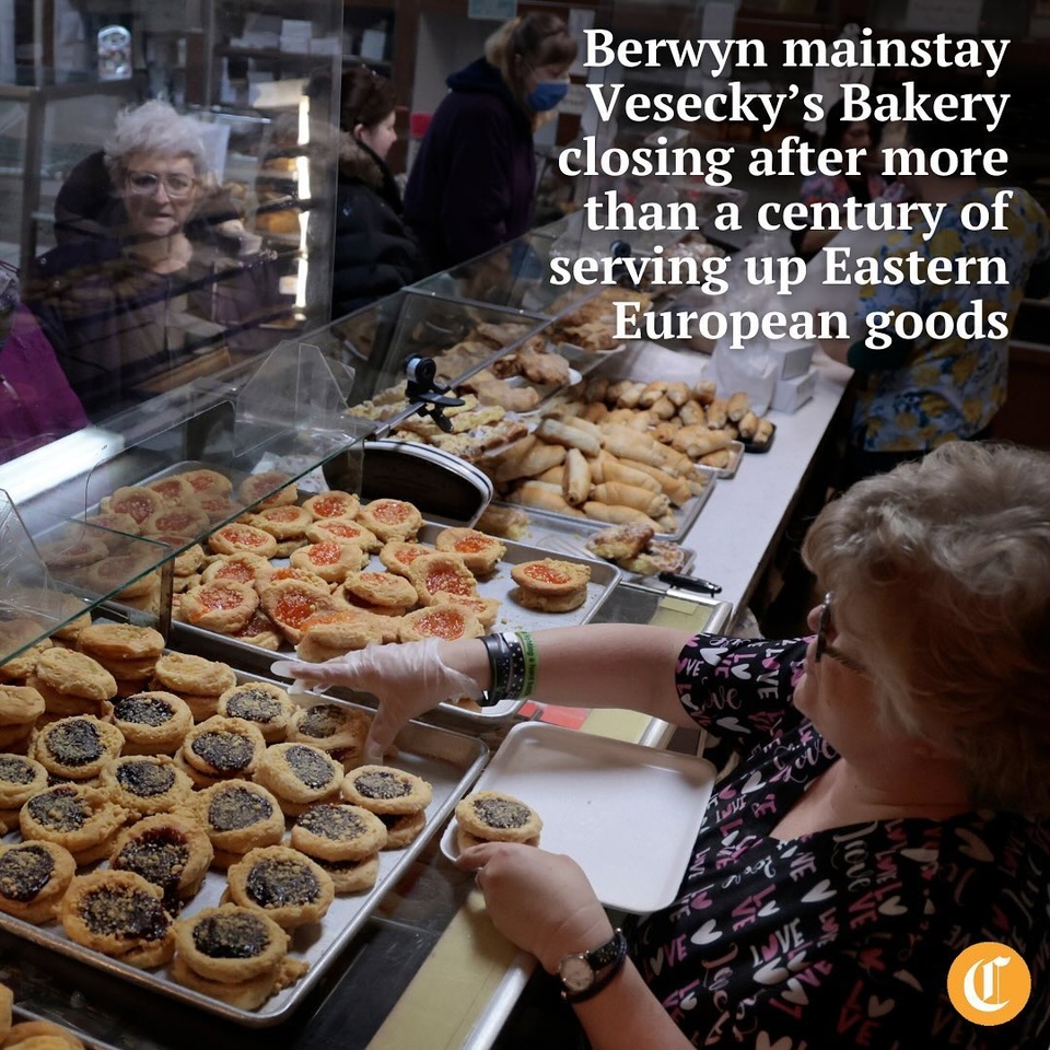 The Berwyn mainstay known as Vesecky’s Bakery is closing after more than a century of serving up Eastern European baked goods the old-fashioned way.

The bakery at 6634 Cermak Road officially announced the closing on Facebook Monday morning. The post said Tuesday would be the bakery’s last day.

By 9 a.m. Tuesday, owner Nancy Vesecky said the bakery was sold out. Customers had started lining up at 5 a.m., with the bakery opening at 6 a.m., and lines were “out the door,” Vesecky said.

Tap on our bio link to read more.

? Shanzeh Ahmad / Chicago Tribune
? Antonio Perez / Chicago Tribune / @apereztribune