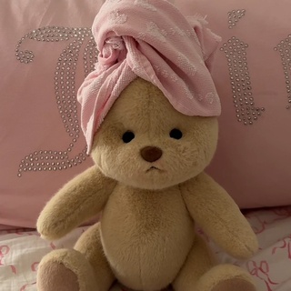 Wash my hair, doing the laudry...??
#getahug #lifestyle #girlyroom #coquettecore #justgirlythings #pinterestgirl #pinkaesthetic #pink #plushies #teddybear #bearlove #cutenessoverload