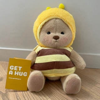 Honey bee!??Look the shiny little wings!!!?#getahug #bee #bear #beebearoutfit #collection #gift #unboxing