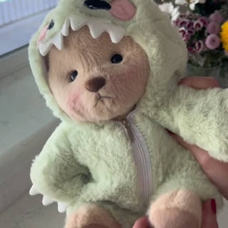 Would you like to receive a gift like this??? #getahug #teddybear #stuffedanimal #gift #dino #dinobear #cute #cuddly #getahugco