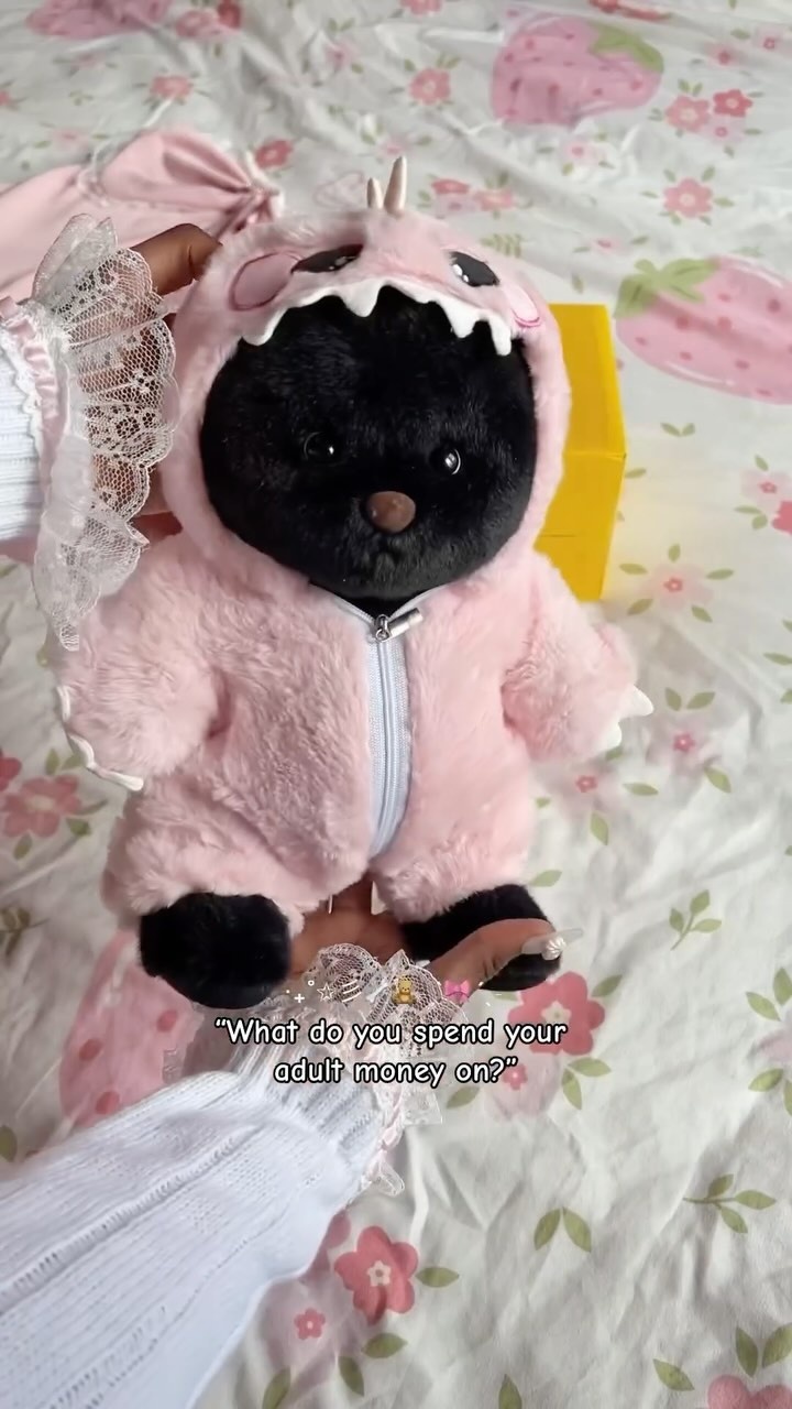 ?Boba: I just heard someone missing me?How about my new looking????
#getahug
#teddybear
#bearlover
#boba
#dino
#girly
#girlyroom
#friends
#love
#cute
#weekendvibe