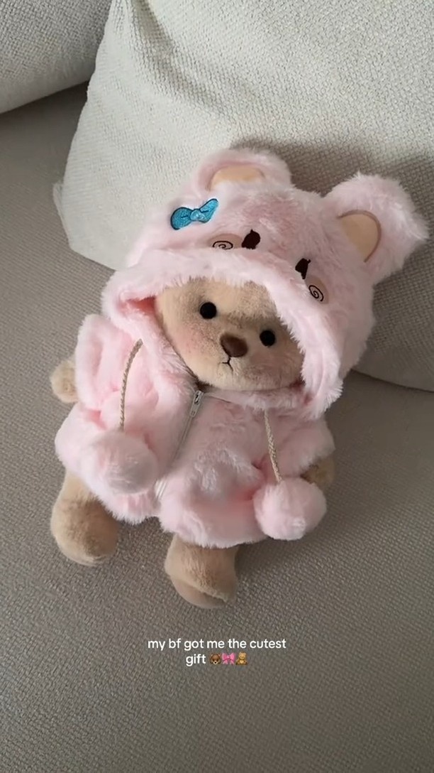 ✨? I will be with you every weekend ?✨
#getahug #teddybear #WeekendCompanion #CozyMoments #ChillVibes #WithMe #WeekendPlans #HappyWeekend #StayWithYou #WarmTimes #WeekendMood