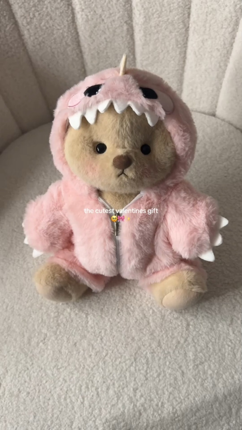 Hello everyone!??#getahug #teddybear #cute #asmr #plushies #teddy #bearlover
