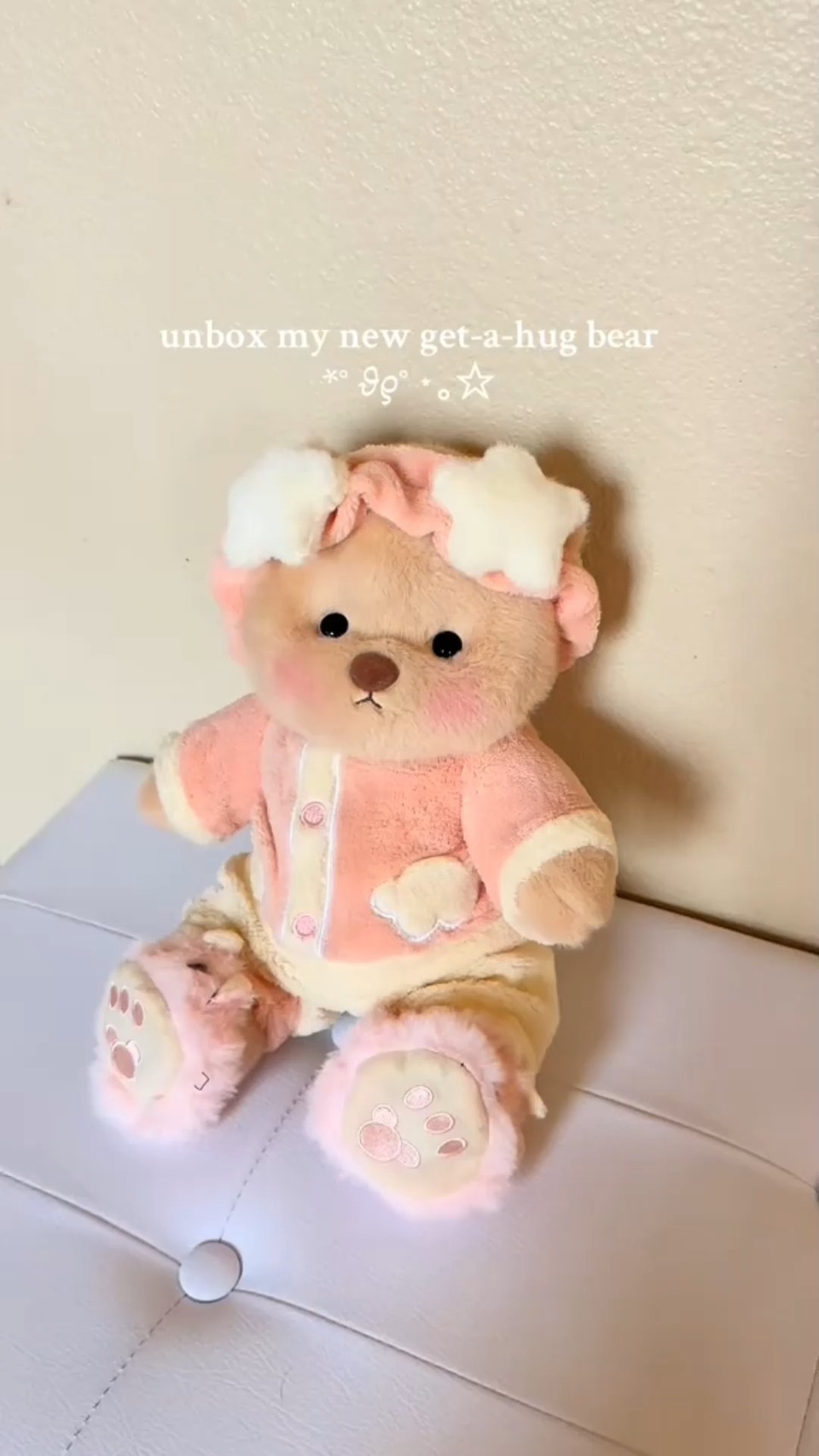 Who wants a matching teddy bear pajama set?!!!??‍♂️
#getahug #MatchingWithTeddy #CutePajamas #CozyVibes #SoftAndFluffy #TeddyBearPJs #ASMR #haul #girlie