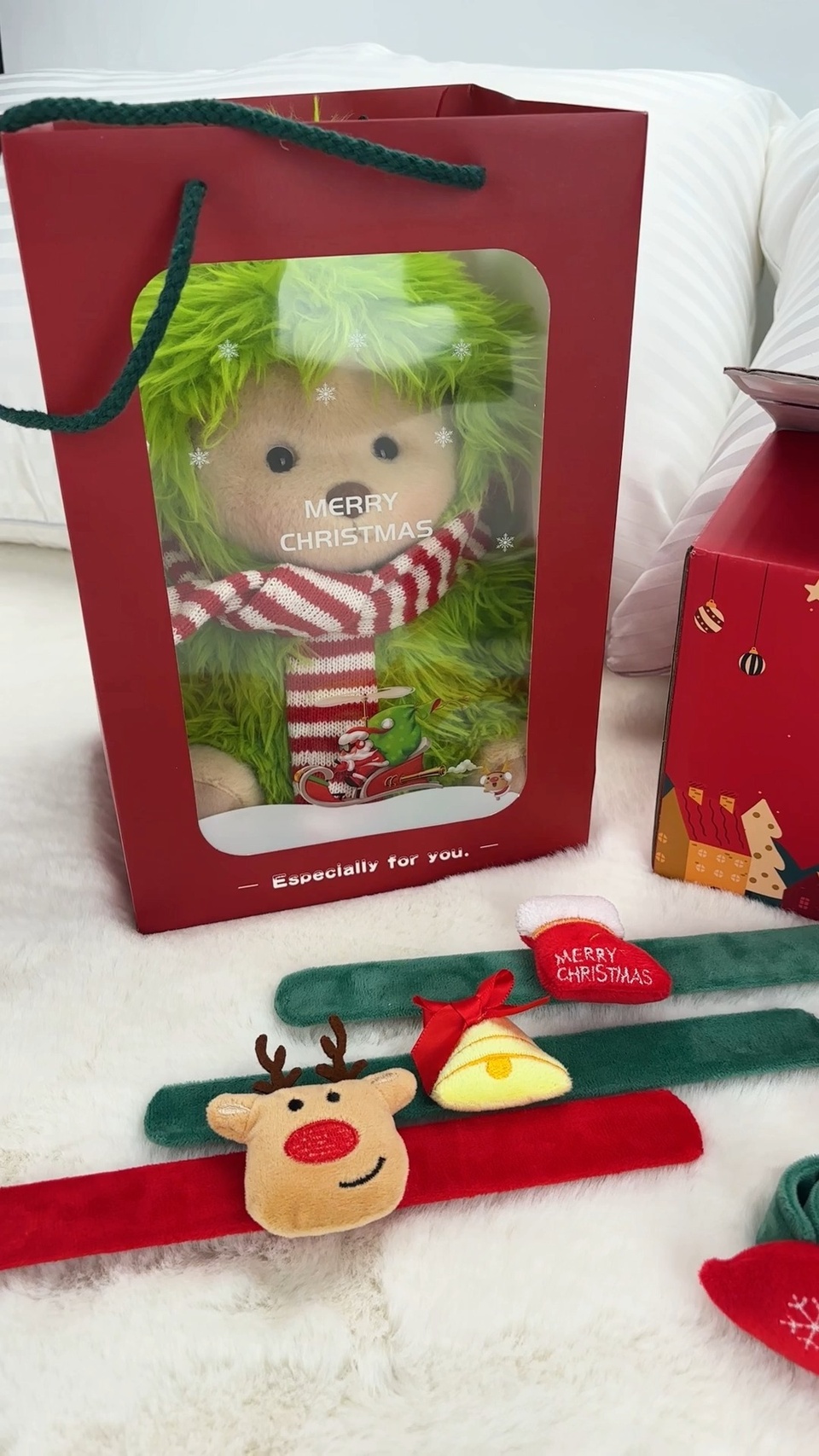 ?Let's see who is this year's Christmas star!?? #getahugco #teddybear #giftideas #getahuggrinch #grinch #Christmas #bearlover #halloween