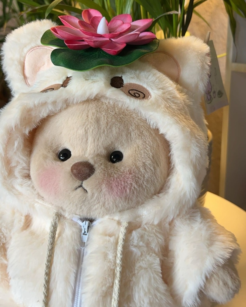 Meet your cutest~Me!???
#getahugco #IamBilly #getahug #giftidea #handmade #teddybear #cute #gift #shoujo #girl #kbeauty #lotusflower #makeup #fashion #fashiongirly #sliceoflife #vlog #blog #digitalblog #pink #quietlife #lifestyle #explore #explorepage #pinterest #trinkets #plants #roomdecor #plushies #unboxing