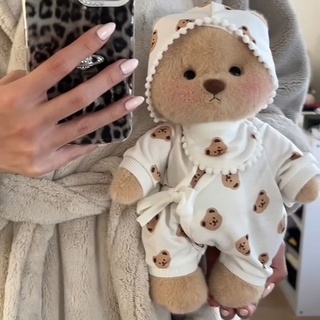 Miss, you forgot something??
#giftsforher #giftideas #sendthistoher #teddybear #getahug #giftidea #handmade #teddybear #cute #gift #baby #saturday