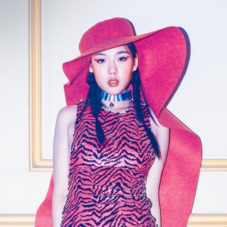 BIBI, 10CM, 김필의 LIVE를 직접 만난다고?
이번 연말, 따뜻하게 마무리 해볼까✨
-
팬들이 만드는 Well-made 랜선 라이브의 특별한 연말 콘서트!
Fan-made LIVE <Xmas Special>
-
연말 콘서트 단독 관람의 기회부터
아티스트가 직접 읽어주는 당신의 메시지와
100% 증정 ‘Xmas Special’ 카카오 이모티콘 까지!
-
? 참여 방법 : DIVE 앱에서 'Xmas Special LIVE'를 검색하세요!
-
지금 바로 이벤트에 참여하고, DIVE와 함께 특별한 연말을 보내보세요?
* 본 행사는 코로나19 방역 지침을 준수하여 진행 예정입니다.
-
?프로필의 링크를 통해 'Xmas Special' 이벤트에 참여할 수 있습니다.
-
#팬메이드라이브 #BIBI #10CM #김필
-
#현대카드DIVE #현대카드다이브
#현대카드 #HyundaiCard