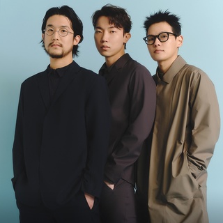 ⠀
페스티벌에서 클럽 투어까지 흥행 보증수표
유희열 Curated 22의 주인공 나상현씨밴드(@band_nah)

보편적인 일상도 뻔하지 않게, 청춘을 노래하는
나상현씨밴드가 2024년 처음 선보이는 단독 콘서트✨

어느덧 데뷔 10주년을 맞이하는 인디씬의 대표주자들의
에너지 넘치는 무대를 언더스테이지에서 만나보자!?

<유희열 Curated 22 나상현씨밴드>
• 일시: 2024. 01. 27(토) 오후 7시, 2024. 01. 28(일) 오후 6시
• 장소: 현대카드 언더스테이지
• 티켓 가격: 77,000원 (현대카드 결제 시 20% 할인, 할인가 61,600원)
• 티켓 오픈: 2023. 12. 27(수) 오후 8시
• 예매처: 멜론티켓

?프로필의 링크를 통해 ‘유희열 Curated 22 나상현씨밴드‘ 콘텐츠를 확인해 보세요.

#현대카드언더스테이지 #UNDERSTAGE
#나상현씨밴드

#현대카드DIVE #현대카드다이브
#현대카드 #HyundaiCard

[유의 사항]
- 본 공연은 Gift 카드를 제외한 모든 현대카드로 결제 가능하며, 현대카드 결제 시 20% 할인 혜택이 제공됩니다.
(티켓 판매 기간 : 2023.12.27~2024.01.27)
-상환 능력에 비해 신용카드 이용금액이 과도할 경우, 귀하의 개인신용평점이 하락할 수 있습니다.
-개인신용평점 하락 시 금융거래와 관련된 불이익이 발생할 수 있습니다.
-일정 기간 원리금을 연체할 경우, 모든 원리금을 변제할 의무가 발생할 수 있습니다.
- 신용카드 발급이 부적정한 경우(연체금 보유, 개인신용평점 낮음 등) 카드 발급이 제한될 수 있습니다.
-카드 이용대금과 이에 수반되는 모든 수수료를 지정된 대금 결제일에 상환합니다.
-금융소비자는 금융소비자보호법 제19조 제1항에 따라 해당 상품 또는 서비스에 대하여 설명을 받을 권리가 있습니다.
- 자세한 내용 및 이용 조건은 카드 신청 전 현대카드 홈페이지 및 상품설명서, 약관 참고
준법감시심의필 231219-022호 (2023.12.19~2024.12.18)