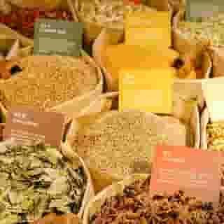 이건 어느 나라 커리일까??
-
식재료와 음식을 둘러싼 다채로운 이야기를 풀어내는 푸드테마.
그 10번째 주제, Curry?
-
인도의 대표 음식에서 세계 각지의 고유 음식으로!
다양한 맛과 매력의 커리 이야기,
지금 쿠킹 라이브러리에서 만나볼까요?
-
<쿠킹 라이브러리 Food Theme 10. Curry>
• 기간 : 2020. 09. 01(화) ~ 11. 01(일)
• 장소 : 현대카드 쿠킹 라이브러리
-
푸드테마의 자세한 내용과 프로그램은
DIVE 앱 ‘매혹적인 향기 가득’에서 확인하세요!
-
✅ DIVE 앱만 있으면 현대카드 쿠킹 라이브러리 입장 가능!
↓
?프로필의 링크를 통해 DIVE 앱을 다운 받을 수 있습니다.
-
#현대카드쿠킹라이브러리 #CookingLibrary
#FoodTheme #Curry #커리
-
#현대카드DIVE #현대카드다이브
#현대카드 #HyundaiCard