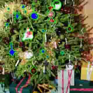 ⠀
완벽한 크리스마스를 꿈꾸는 DIVER들이라면??

나만의 마그네틱 트리 오브제 ’알레시 바크트리‘부터?
연말 선물로도 강추 ’리디아 홀리데이 왁스 태블릿 세트‘까지

크리스마스 분위기를 살려줄 아이템이 궁금하다면? 

?프로필 링크를 통해 ’트리 없는 크리스마스‘ 콘텐츠를 확인해 보세요.

✅DIVE 앱과 함께 더 특별한 크리스마스를 준비하세요!

#현대카드DIVE #현대카드다이브
#현대카드 #HyundaiCard