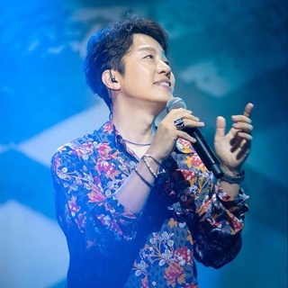 설레는 퇴근길, 난 DRIVE를 틀어...?

가성으로 고막을 녹였던 정엽(@jungyup_e)이 DIVE에 찾아왔다!?
노을진 하늘을 보며 BGM으로 'DRIVE' 어떠세요?
달콤한 드라이브 송, 지금 무대에서 만나보세요.

?프로필의 링크를 통해 '정엽 LIVE PLAY ▶' 를 확인해 보세요.

팬들이 만드는 Well-made 랜선 라이브
Fan-made LIVE 시즌 3의 여섯 번째 무대!

✔풀버전 영상 감상 방법 :
1) DIVE 앱 '정엽 LIVE PLAY▶' 검색?
*이벤트 당첨자도 위 콘텐츠 하단에서 확인 가능!?
2) 유튜브에서 '현대카드 DIVE' 채널 검색?

Melon 앱에서도 즐기는 Fan-made LIVE!
정엽의 무대를 확인해 보세요?

잠깐! 정엽의 Fan-made LIVE는 지금부터!▶
- Waltz For You / 07. 21(수)
- Fan-made TALK / 07. 21(수)
DIVE 앱과 DIVE 유튜브 채널에서 만나요?

#팬메이드라이브 #정엽

#현대카드DIVE #현대카드다이브
#현대카드 #HyundaiCard