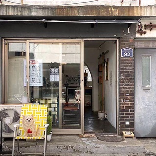 나만 알고 싶은 동네 보광동 맛집?

한남동과 이태원 사이에 펼쳐진 꾸안꾸 매력의 보광동?
이국적 식당이 즐비한 우사단길, 숨은 명소 찾아 떠나자

보광동만의 감성 물씬 카페, 와인바는 물론?
접하기 어려운 닭 특수부위와 캐나다 음식 식당까지!

?지금 저장하고 힙한 동네 개척해볼까??

?프로필의 링크를 통해 '꾸안꾸 매력이 있어' 콘텐츠를 확인해 보세요.

✅DIVE 앱에서 매일 업데이트되는 컬처 콘텐츠를 만나보세요!

#이태원 #한남동 #보광동 #우사단길

#현대카드DIVE #현대카드다이브
#현대카드 #HyundaiCard