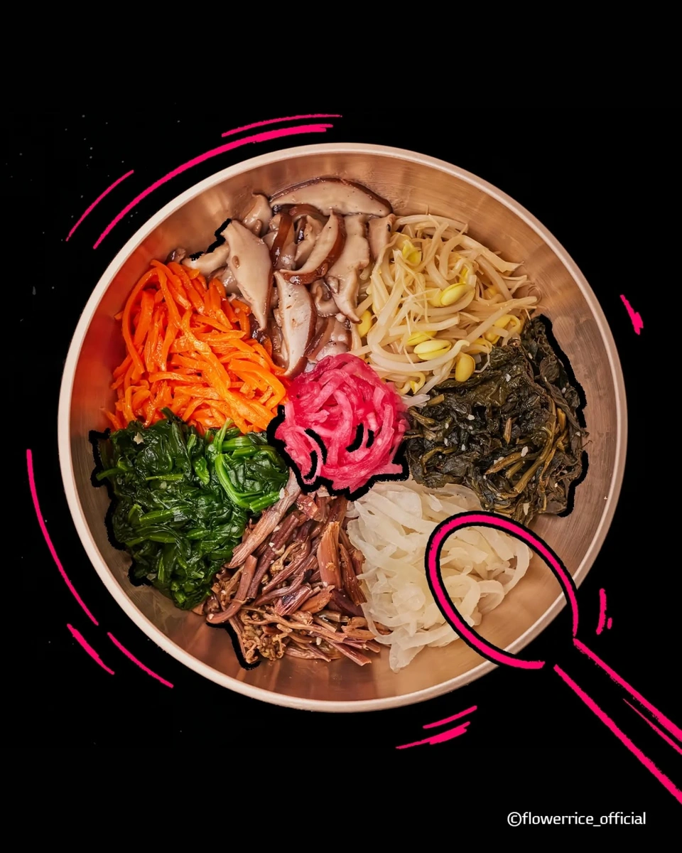 ?댓글에 ‘비빔밥’을 입력하시면 DM으로 전국 비빔밥 맛집 정보를 보내드려요!

서로 다른 이질적인 재료들이 ‘섞고 비비는’ 과정이 매력적인,
자신의 맛과 본질을 잃지 않는, 개성 있는 비빔밥 맛집?

비빔밥의 시초 격인 화반을 닮은 '꽃밥에피다'부터
50년 역사의 진짜 전주비빔밥 '고궁'까지!?

각자 개성은 다르지만 우리는 모두 비빔 인간!
전국 비빔밥 맛집이 궁금하다면 댓글을 남겨보세요!?

? 프로필 링크를 통해 ‘우리는 모두 비빔 인간이었어’ 콘텐츠를 확인해 보세요.
⠀
✅ DIVE 앱에서 전국 이색 맛집을 확인해 보세요.

*메시지가 확인되지 않을 경우 DM 요청함을 확인해 주세요.

#현대카드DIVE #현대카드다이브
#현대카드 #hyundaicard