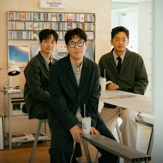 ⠀ 
유희열 Curated 24의 주인공은
활기 넘치는 그루브와 실험적인 행보를 보이는
한국형 재즈의 대표주자 윤석철트리오?

2024년 여름을 찬란하게 만든 노래,
‘나의 여름은 아직 안 끝났어’로 5년 만에 돌아온 그들의 단독 공연

늘 신선한 음악을 선보이는 윤석철트리오의 공연을 
현대카드 언더스테이지에서 만나보세요??

<유희열 Curated 24 윤석철트리오>
· 일시: 2024. 11. 30(토) 오후 6시, 12. 01(일) 오후 5시
· 장소: 현대카드 언더스테이지
· 티켓 가격: 88,000원 (현대카드 결제 시 20% 할인, 할인가 70,400원)
· 티켓 오픈: 2024. 11. 04(월) 오후 8시
· 예매처: 인터파크 티켓

? 프로필의 링크를 통해 ‘유희열 Curated 24 윤석철트리오’ 콘텐츠를 확인해보세요.

#현대카드언더스테이지 #UNDERSTAGE
#윤석철트리오 #재즈

#현대카드DIVE #현대카드다이브
#현대카드 #Hyundaicard

[유의사항]
- 본 공연은 현대카드 결제 시 1인 4매에 한해 20% 즉시 할인 혜택이 제공됩니다.
- 대상 : 모든 현대카드(무기명 법인ㆍGift 카드 제외) 기소지 회원
- 적용 기간 : 2024. 11 .4 ~ 12. 1
> 상환 능력에 비해 신용카드 이용금액이 과도할 경우, 귀하의 개인신용평점이 하락할 수 있습니다.
> 개인신용평점 하락 시 금융거래와 관려된 불이익이 발생할 수 있습니다.
> 일정 기간 원리금을 연체할 경우, 모든 원리금을 변제할 의무가 발생할 수 있습니다.
- 신용카드 발급이 부적정한 경우(연체금 보유, 개인신용평점 낮음 등) 카드 발급이 제한될 수 있습니다.
- 카드 이용대금과 이에 수반되는 모든 수수료를 지정된 대금 결제일에 상환합니다.
- 금융소비자는 금융소비자보호법 제19조 제1항에 따라 해당 상품 또는 서비스에 대하여 설명을 받을 권리가
  있습니다.
- 자세한 내용 및 이용 조건은 카드 신청 전 현대카드 홈페이지 및 상품설명서, 약관 참고
- 준법감시심의필 241105-044 호 (2024.11.5~2025.11.4)