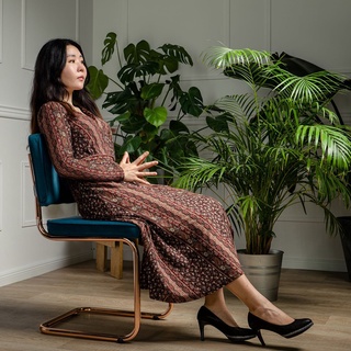 ⠀
음악에 담긴 내면의 아름다움을 연주하는 피아니스트?

손민수 Curated 공연 8번째 주인공은
스위스 제네바 국제 콩쿠르와 이탈리아 부조니 국제 콩쿠르
연이은 우승을 차지한 피아니스트 문지영 (@chloejmun)

이번 공연에서는 모차르트의 피아노 소나타 14번을 시작으로
슈만의 대표작 숲의 정경, 쇼팽의 '우리 서로 손을 맞잡고'에 의한 변주곡 연주까지
다채로운 연주곡 선정으로 프로그램을 선보일 예정!

유려한 선율의 연주로 정명훈을 비롯해
세계적인 오케스트라들과 협연을 이어오고 있는
피아니스트 문지영의 무대를 놓치지 마세요?

<손민수 Curated 08 문지영>
• 일시: 2023. 07. 14(금) 오후 8시
• 장소: 현대카드 언더스테이지
• 출연: 문지영, 음악 칼럼니스트 이지영
• 티켓 가격: 33,000원 (현대카드 결제 시 20% 할인)
• 판매 일시: 2023. 06. 15(목) 오후 6시
• 예매처: 인터파크
• 프로그램:
1. W. A. Mozart / Piano Sonata No. 14 in C minor, K. 457
2. R. Schumann / Waldszenen, Op. 82 
3. F. Chopin / Variations on 'Là ci darem la
mano', Op. 2

• 관람 시 유의사항
✔ 본 공연은 80분 간 진행되며 공연 시작 후 별도의 인터미션이 없습니다.
✔ 예매 확인을 위해 입장 시 신분증 지참 필수입니다.
✔ 본 공연의 프로그램 상세 정보는 현대카드 DIVE 앱 ‘손민수 Curated 08 문지영‘을 통해 확인할 수 있습니다.

?지금 DIVE 앱에서 '손민수 Curated 08 문지영' 콘텐츠를 확인해 보세요.

#현대카드언더스테이지 #UNDERSTAGE
#문지영

#현대카드DIVE #현대카드다이브
#현대카드 #HyundaiCard

유의사항
- 본 공연은 Gift 카드를 제외한 모든 현대카드로 결제 가능하며, 현대카드 결제 시 20% 할인 혜택이 제공됩니다.
(티켓 판매 기간: 2023.6.15 ~ 2023.7.14)
> 상환 능력에 비해 신용카드 이용금액이 과도할 경우, 귀하의 개인신용평점이 하락할 수 있습니다.
> 개인신용평점 하락 시 금융거래와 관련된 불이익이 발생할 수 있습니다.
> 일정 기간 원리금을 연체할 경우, 모든 원리금을 변제할 의무가 발생할 수 있습니다.
- 신용카드 발급이 부적정한 경우(연체금 보유, 개인신용평점 낮음 등)카드 발급이 제한될 수 있습니다
- 카드 이용대금과 이에 수반되는 모든 수수료를 지정된 대금 결제일에 상환합니다.
- 금융소비자는 금융소비자보호법 제19조 제1항에 따라 해당 상품 또는 서비스에 대하여 설명을 받을 권리가 있습니다.
- 자세한 내용 및 이용 조건은 카드 신청 전 현대카드 홈페이지 및 상품설명서, 약관 참고
준법감시심의필번호 제 230613-033호(2023.06.15-2024.06.14)