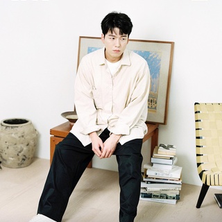 팬들이 직접 만드는 Well-made 랜선 LIVE
Fan-made LIVE 시즌 3?

담담히 전하는 위로에 가슴을 움직이는 묵직한 목소리?
사람을 노래하는 담백한 매력의 싱어송라이터
곽진언(@kwakjineon)이 팬메이드 라이브에!
지금 바로 이벤트에 참여해 곽진언의 따스한 무대를 직접 만들어 주세요?

?프로필의 링크를 통해 '내가 만드는 곽진언 LIVE' 콘텐츠를 확인해 보세요.

?<Fan-made LIVE 곽진언> #EVENT
?기간 : 2021. 06. 11(금) ~ 06. 18(금)
?발표 : 2021. 06. 23(수) 본 게시글 댓글 및 곽진언 팬메이드 라이브 영상을 통해 발표
* 본 이벤트는 DIVE 앱과 인스타그램에서 동시에 진행되며, 당첨자는 통합으로 선정될 예정입니다.
?경품 :
- 곽진언 사인 CD & 구글 홈 미니 (5명)
- 스타벅스 디저트 세트 기프티콘 (5명)

#팬메이드라이브 #곽진언

#현대카드DIVE #현대카드다이브
#현대카드 #HyundaiCard