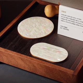 한국적인 것이 가장 힙한 것이다?
코리안 힙 그 자체, 리빙 큐레이션 브랜드 ‘서울번드’(@seoulbund)

‘전통적인 것은 올드하다’는 인식을 과감히 깨며
국내 리빙신을 해외에 알리고자 노력 중인
서울번드 박찬호 대표와의 인터뷰?

서울번드가 선보이는 전통주 테이블웨어 큐레이션은
지금 현대카드 쿠킹 라이브러리에서도 만나볼 수 있다이브?

?서울번드의 테이블웨어와 전통주의 만남이 궁금하다면?

?지금 DIVE 앱에서 '코리안 힙을 찾아서' 콘텐츠를 확인해 보세요.

✅DIVE 앱에서 매일 업데이트되는 컬처 콘텐츠를 만나보세요!

#현대카드DIVE #현대카드다이브
#현대카드 #HyundaiCard