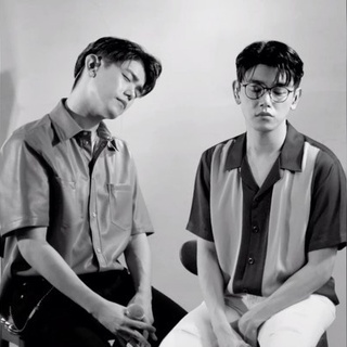 2명의 에릭남이 커버해 2배 더 감미로운
악동뮤지션의 ‘어사널사’?
-
악동뮤지션 - '어떻게 이별까지  사랑하겠어, 널 사랑하는 거지'
긴 제목만큼 팬들의 가슴에 긴 여운을 주는 감미로운 보이스
2명의 에릭남이 부른 듀엣 커버곡 영상을 지금 공개합니다!
-
팬들이 직접 만드는 Well-made 랜선 라이브
Fan-made LIVE 시즌 ✌
-
✔풀버전 영상 감상 방법 :
1) DIVE 앱 '에릭남 LIVE PLAY ▶' 검색?
2) 유튜브에서 '현대카드 DIVE' 검색?
* 이벤트 당첨자도 해당 콘텐츠 하단에서 확인 가능! ?
-
08. 20(목) Melon 앱에서 진행되는
에릭남 팬메이드 라이브 감상평 이벤트도 놓치지 마세요?
-
?프로필의 링크를 통해 DIVE 앱을 다운 받을 수 있습니다.
-
#팬메이드라이브 #에릭남 #EricNam
-
#현대카드DIVE #현대카드다이브
#현대카드 #hyundaiCard