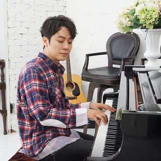 팬들이 직접 만드는 Well-made 랜선 LIVE
Fan-made LIVE 시즌 3?

감미로운 보이스에 고급진 사운드, 이제는 리듬감까지?
낭만을 완성하는 믿고 듣는 보컬리스트
정엽의 팬메이드 라이브 나들이?
지금 바로 이벤트에 참여해 정엽의 무대를 직접 만들어 주세요!

?프로필의 링크를 통해 '내가 만드는 정엽 LIVE' 콘텐츠를 확인해 보세요.

?<Fan-made LIVE 정엽> #EVENT
?기간 : 2021. 07. 02(금) ~ 07. 11(일)
?발표 : 2021. 07. 16(금) 본 게시글 댓글 및 정엽 팬메이드 라이브 영상을 통해 발표
* 본 이벤트는 DIVE 앱과 인스타그램에서 동시에 진행되며, 당첨자는 통합으로 선정될 예정입니다.
?경품 :
- 정엽 사인 CD & 구글 홈 미니 (5명)
- 스타벅스 디저트 세트 기프티콘 (5명)

#팬메이드라이브 #정엽 #JungYup

#현대카드DIVE #현대카드다이브
#현대카드 #HyundaiCard