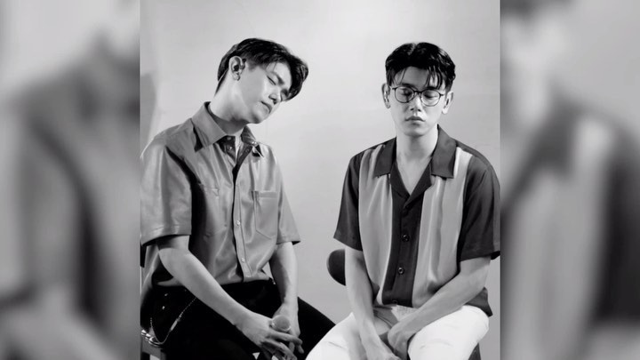 2명의 에릭남이 커버해 2배 더 감미로운
악동뮤지션의 ‘어사널사’?
-
악동뮤지션 - '어떻게 이별까지  사랑하겠어, 널 사랑하는 거지'
긴 제목만큼 팬들의 가슴에 긴 여운을 주는 감미로운 보이스
2명의 에릭남이 부른 듀엣 커버곡 영상을 지금 공개합니다!
-
팬들이 직접 만드는 Well-made 랜선 라이브
Fan-made LIVE 시즌 ✌
-
✔풀버전 영상 감상 방법 :
1) DIVE 앱 '에릭남 LIVE PLAY ▶' 검색?
2) 유튜브에서 '현대카드 DIVE' 검색?
* 이벤트 당첨자도 해당 콘텐츠 하단에서 확인 가능! ?
-
08. 20(목) Melon 앱에서 진행되는
에릭남 팬메이드 라이브 감상평 이벤트도 놓치지 마세요?
-
?프로필의 링크를 통해 DIVE 앱을 다운 받을 수 있습니다.
-
#팬메이드라이브 #에릭남 #EricNam
-
#현대카드DIVE #현대카드다이브
#현대카드 #hyundaiCard