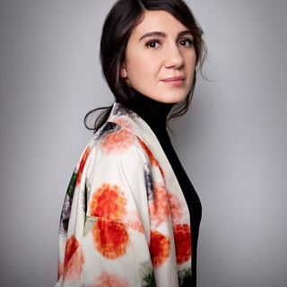⠀
현대카드 디자인 라이브러리에서 만나는
Italian Design Days 2024
<Design Talk with Maria Porro>

한국·이탈리아 수교 140주년을 맞아
전 세계에서 동시에 개최되는 제 8회 이탈리아 디자인의 날??

밀라노의 가구박람회 <살로네 델 모빌레>의 회장이자
이탈리아 디자인 데이 앰버서더인 Maria Porro와 함께 
윤리적이고 지속 가능한 디자인을 만나 보자??

<Italian Design Days 2024>
· 연사 : Maria Porro, 이영혜
· 일시 : 2024. 03. 20(수) 오후 4시
· 장소 : 현대카드 Design Library
· 입장료 : 1만원
· 예약 기간 : 2024. 03. 07(목) ~ 2024. 03. 19(화)
· 예약 정원 : 30명(선착순 마감)

[안내사항]
- DIVE 앱을 통한 사전 예약 필수
- 현대카드 결제 가능
- 본인에 한해 입장 가능(만 19세 이상)
- 현대카드 디자인 라이브러리 리셉션 데스크에서 예약 확인 후 입장 가능 
- 행사 입장 시, 본인 확인을 위해 신분증 지참 필수
- 행사 진행 시 사진 촬영이 진행될 예정이며, 촬영본은 SNS 콘텐츠 제작에 활용될 수 있습니다.

? 지금 DIVE 앱에서 ‘지속 가능한 디자인의 오늘과 내일’ 콘텐츠를 확인해보세요!

✅ DIVE 앱만 있으면 현대카드 라이브러리 주중 입장 가능!

#현대카드디자인라이브러리 #HyundaiCardDesignLibrary
#MariaPorro #ItalianDesignDays2024 #DesignTalk 

#현대카드DIVE #현대카드다이브
#현대카드 #HyundaiCard

[유의사항]
- 본 행사의 경우 현대카드 결제 시 20% 즉시 할인 적용 및 M포인트 사용이 불가합니다. 
> 상환 능력에 비해 신용카드 이용금액이 과도할 경우, 귀하의 개인신용평점이 하락할 수 있습니다.
> 개인신용평점 하락 시 금융거래와 관련된 불이익이 발생할 수 있습니다.
> 일정 기간 원리금을 연체할 경우, 모든 원리금을 변제할 의무가 발생할 수 있습니다.
- 신용카드 발급이 부적정한 경우(연체금 보유, 개인신용평점 낮음 등)카드 발급이 제한될 수 있습니다.
- 카드 이용대금과 이에 수반되는 모든 수수료를 지정된 대금 결제일에 상환합니다.
- 금융소비자는 금융소비자보호법 제19조 제1항에 따라 해당 상품 또는 서비스에 대하여 설명을 받을 권리가 있습니다.
- 자세한 내용 및 이용 조건은 카드 신청 전 현대카드 홈페이지 및 상품설명서, 약관 참고
- 준법감시심의필 : 제 240306-002호 (2024-03-06 ~ 2025-03-05)
