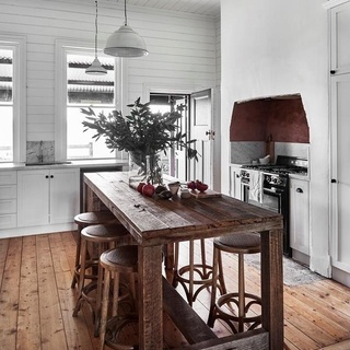 For interior designer Julie Johnson, this four-bedroom brick farmhouse dating back to 1907, presented both an enticing challenge and an opportunity for healing. ⁠
⁠
"After a family tragedy, it was a soothing balm to my soul a bit," she says.⁠
⁠
A centre island, made from wood found in the shearing shed, is the standout feature of the restored kitchen.⁠
⁠
Tap the link in our profile to step inside. ⁠
⁠
Photography: @rochelleeagle ⁠
⁠
#rustichome #farmhousekitchen #kitchenrenovation