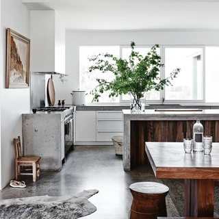 On a 20-acre property in Victoria's Freshwater Creek, is a home surrounded by panoramic farmland dotted with river red gums.⁠
⁠
After realising that their run-down home was beyond repair, couple Johnny and Claire Greig embarked on a passion project: the build of their dream family home. ⁠
⁠
Tap the link in our profile to tour the home which features concrete finishes, touches of salvaged timber and a collection of family heirlooms. ⁠
⁠
Photography: @lisacohenphoto⁠
Styling: @tess.newman.morris⁠
⁠
#concretekitchen #modernfarmhousekitchen #openplankitchen #newbuild