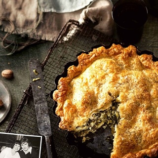 If like us, #winter draws you into the kitchen and inspires you to cook #comfortfood that feeds the soul and satisfies the sweet tooth, these winter #baking recipes, some which have been passed down through generations, will keep you busy and well-fed.⁠
⁠
Link in bio.⁠
⁠
Photography: @craigwallphoto⁠
⁠
#pie #spinachpie #winterfood #winterrecipes